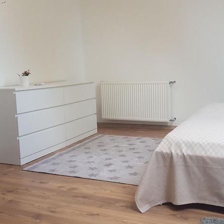Vegvar Delux Apartman 久洛 外观 照片