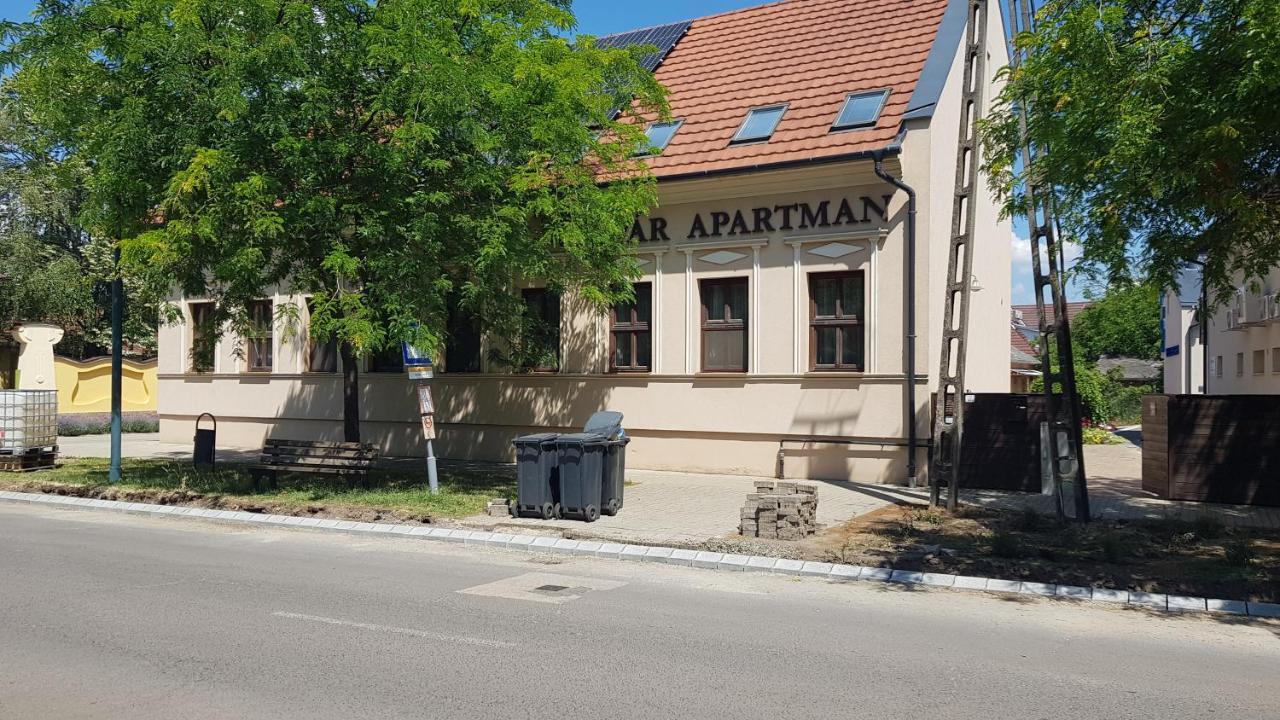 Vegvar Delux Apartman 久洛 外观 照片