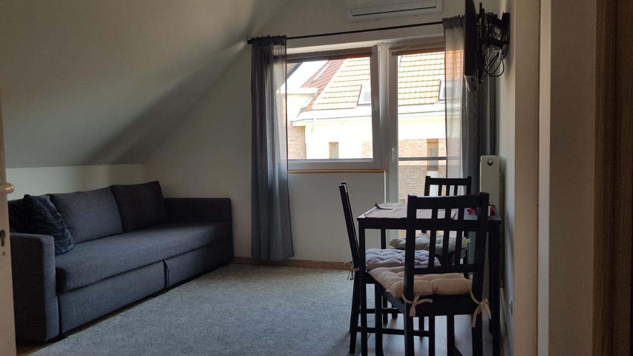 Vegvar Delux Apartman 久洛 外观 照片