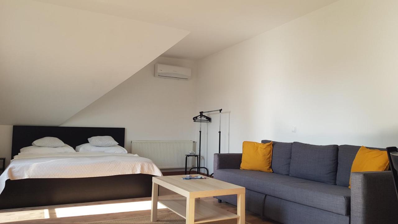 Vegvar Delux Apartman 久洛 外观 照片